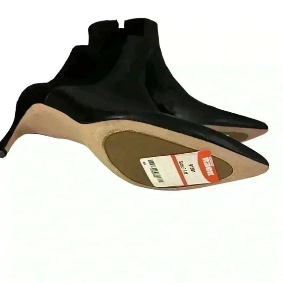 27 EDIT Naturalizer Florentine Bootie in Black Leather NEW with flaw - Picture 6 of 10